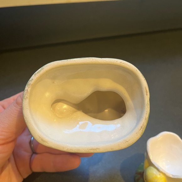 Vintage Easter Chicks, Shakers and Egg Cups - Picture 12 of 16